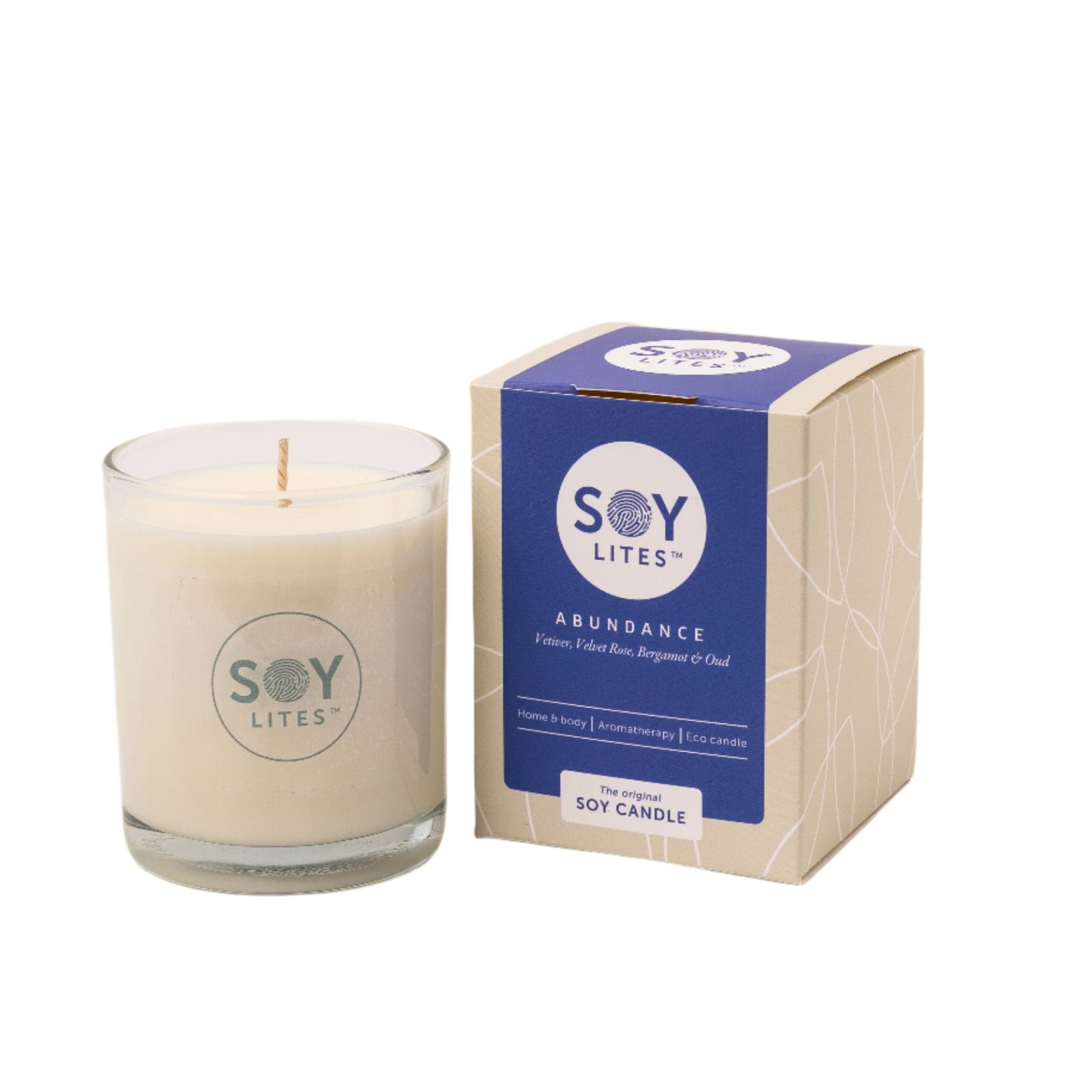 SoyLites Soy Aromatherapy Tumbler 220 ml Abundance Tumbler Candle with Vertiver, Velvet Rose, Oud, Bergamot