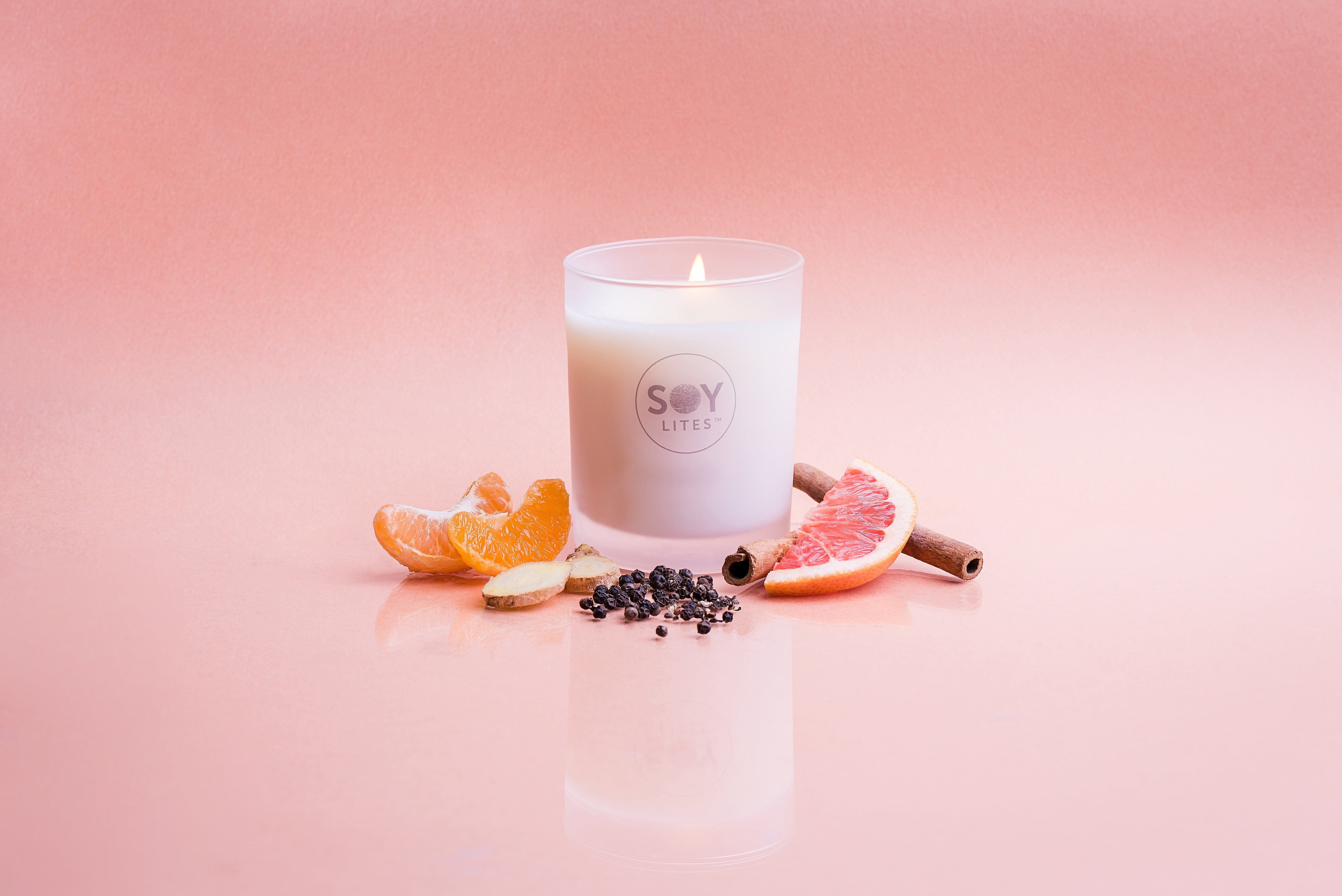 SoyLites Soy Aromatherapy Votive 70ml Entice Votive with Cinnamon, Naartjie, Grapefruit & Clove