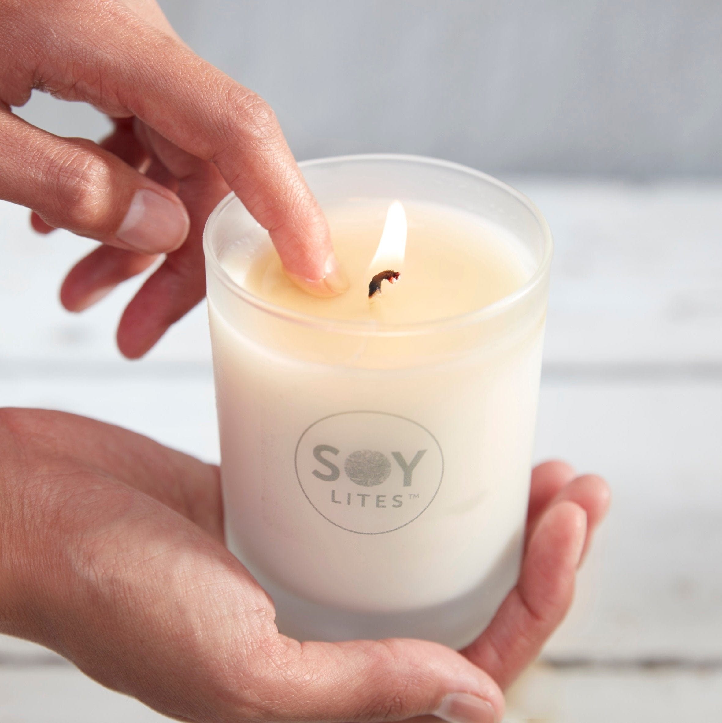 SoyLites Soy Aromatherapy Tumbler 220 ml Peaceful Summer Tumbler with Citronella, Lemongrass & Lavender